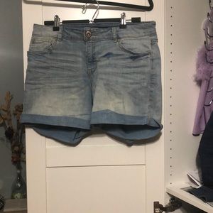 Jordache jean shorts